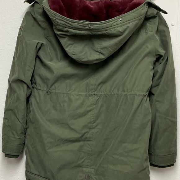 Abercrombie Kids Green Parka with Burgundy Lining Jacket - Picture 8 of 8